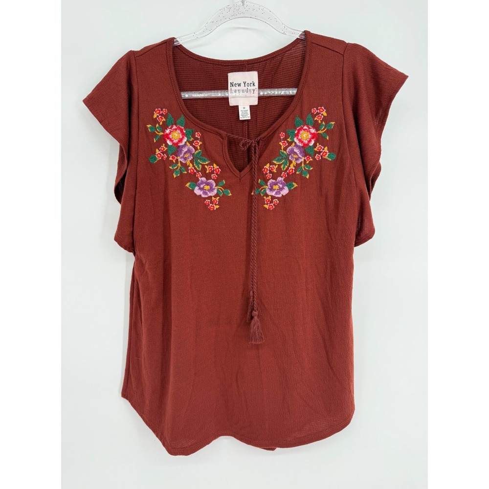 New York Laundry Rust Brown Floral Embroidered Flutter Sleeve Tassel Top Sz  M